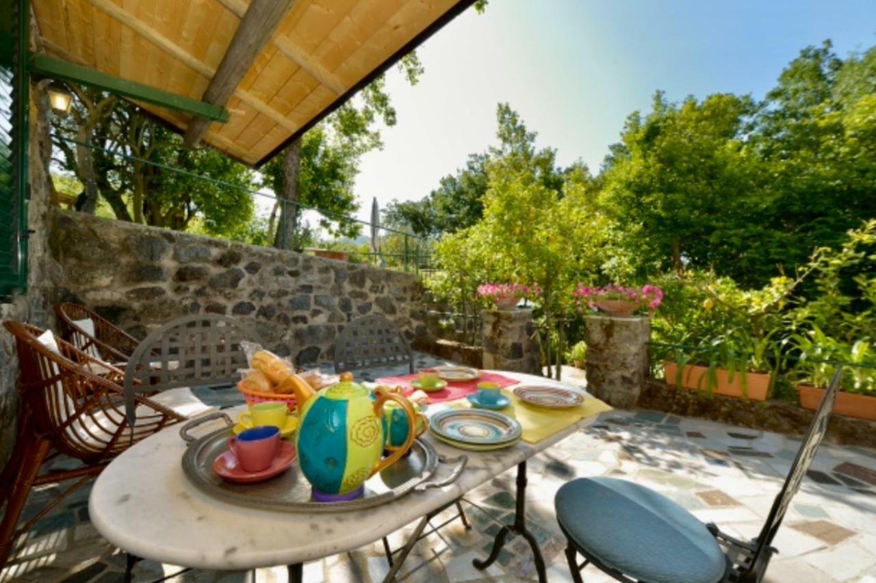 Villa Vincenzo Di Meglio Barano d'Ischia Luaran gambar